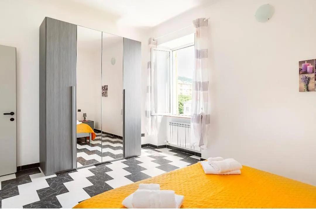 Casa Vacanza Laura Genoa Holiday home